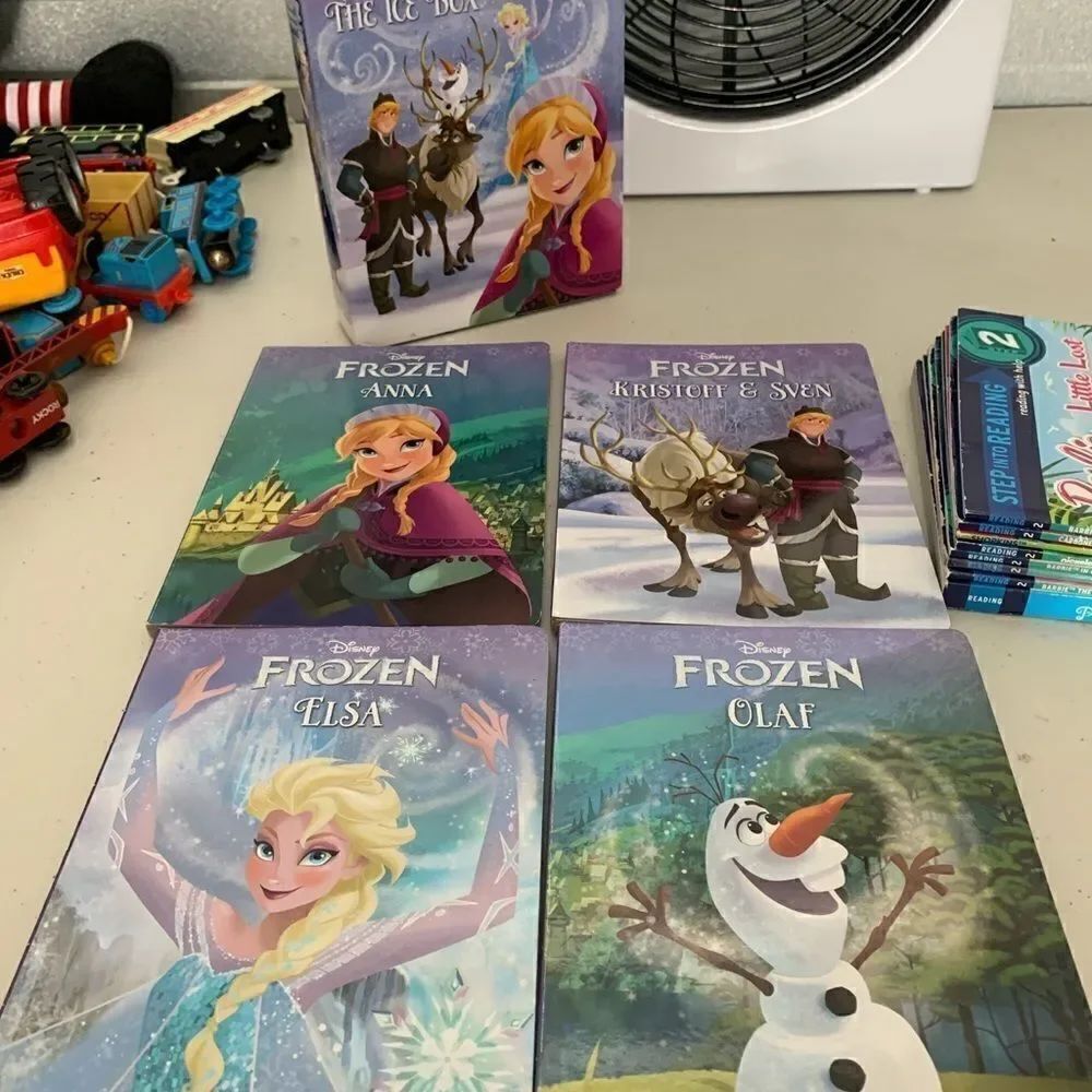 12  Girls Readers - Picture 2 of 6